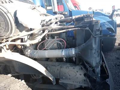 Detroit Series 60 Engine for a 2005 Freightliner Columbia 120