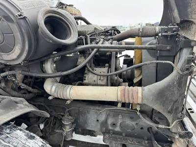 Detroit Series 60 Engine for a 2006 Freightliner Columbia 120
