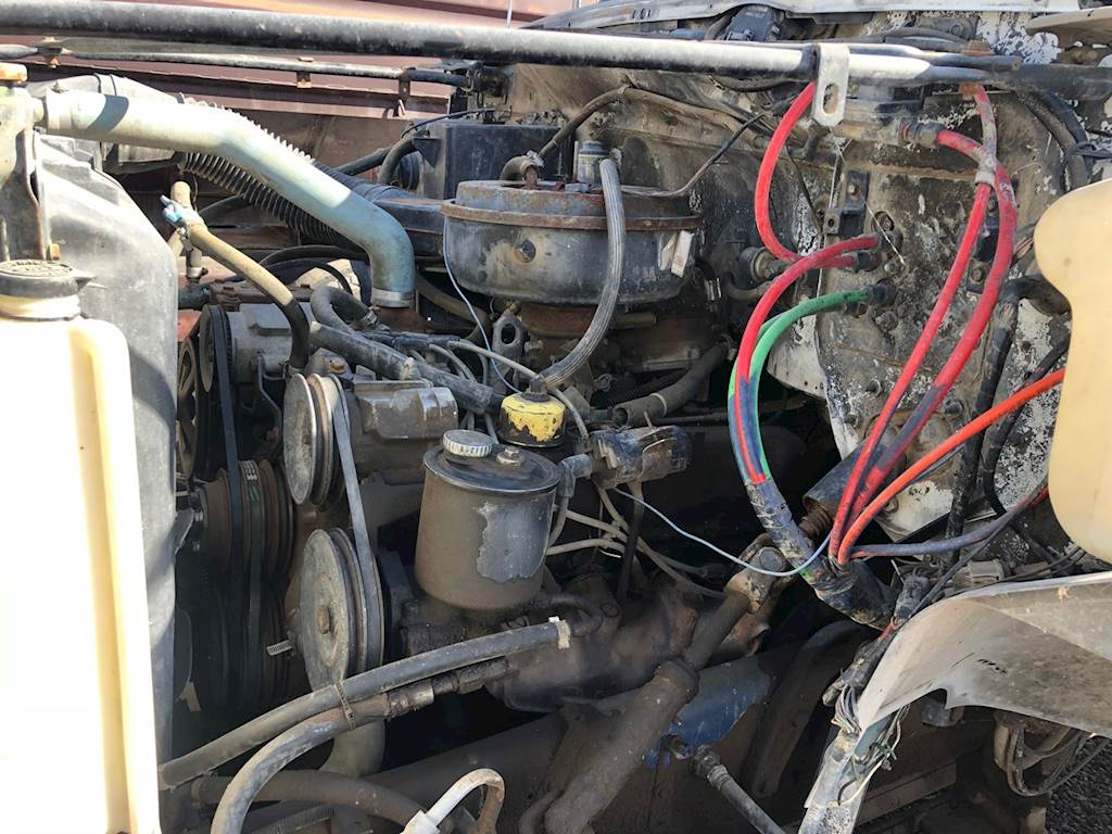 Ford 429 Engine for a 1989 Ford F800