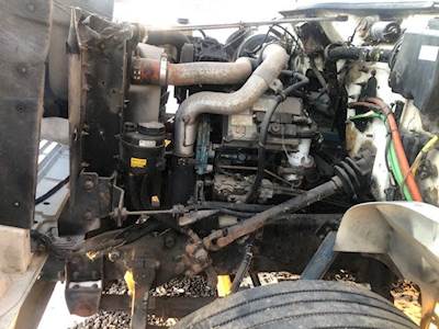 International DT466 Engine for a 2001 International 4700