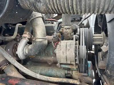 International DT466A Engine for a 1984 International 1724