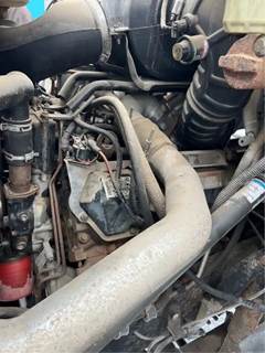 International T444E Engine for a 2000 Ford F-650