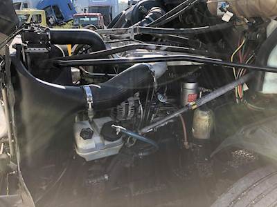 Mercedes-Benz MBE 4000 Engine for a 2007 Freightliner Columbia 120
