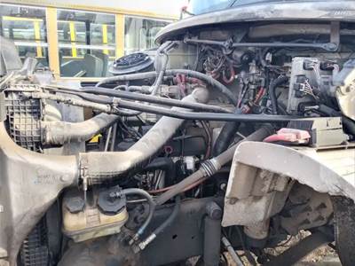 Mercedes-Benz MBE 906 Engine for a 2004 Freightliner M2 106 Heavy Duty