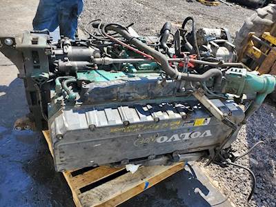 Volvo VED12 Engine for a 2006 Volvo VNL
