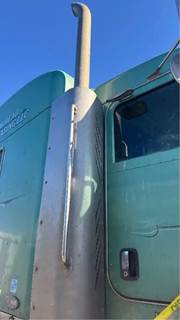 Caterpillar C15 Exhaust Assembly for a 2006 Peterbilt 379