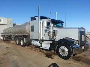 7" X 108" Flat Top Kenworth W900 Stack Kit 1995 And Newer W/ Aero Cab And 40"