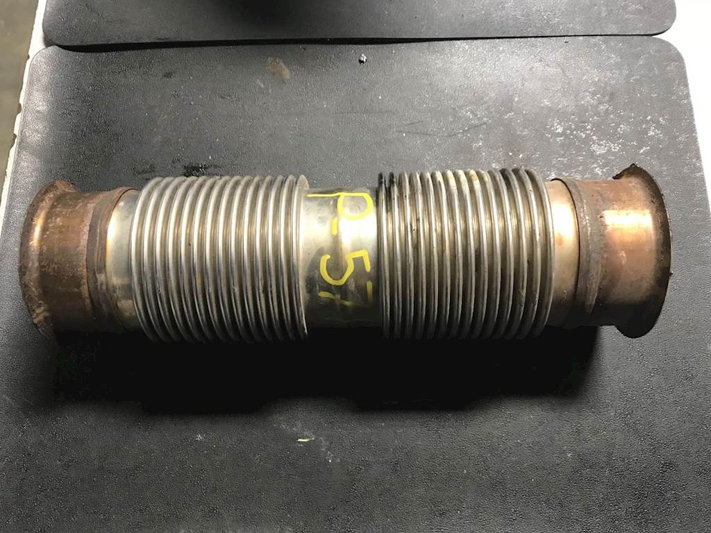 Freightliner Century Class 120 Exhaust Pipe for a 2008 Freightliner