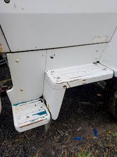 Ford LNT8000 Exterior Truck Part