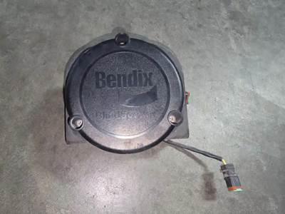 International LT625 Exterior Truck Part