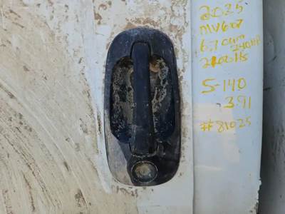 International MV607 Exterior Truck Part