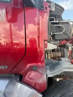 Kenworth T680 Exterior Truck Part