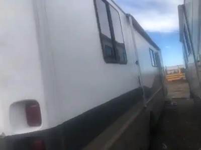 Oshkosh XC/RV Exterior Truck Part