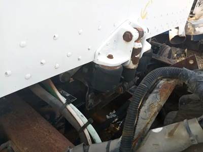 Peterbilt 385 Exterior Truck Part