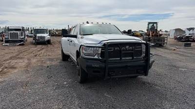 Used 2022 RAM 3500 Front Clip Assembly with Hood, Fenders, Grille & Cooling Pack