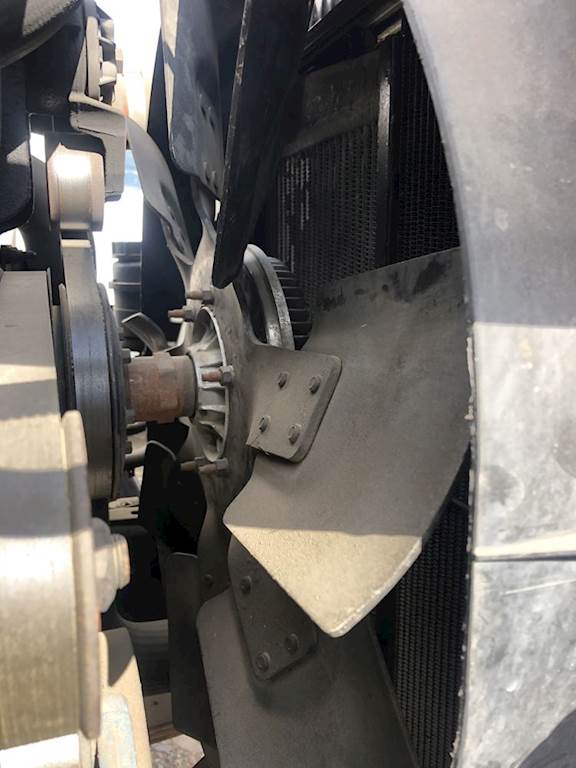 International DT466 Fan Clutch For A 2000 International 4700