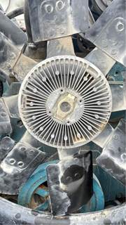 International DT466 Fan Clutch for a 1996 International 47/4900