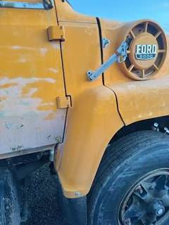 Ford LN9000 Right Fender Extension
