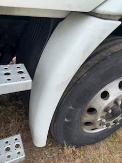 Freightliner Cascadia 113 Right Fender Extension