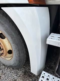 Freightliner Cascadia Left Fender Extension