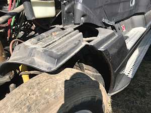 Freightliner Columbia 120 Left Fender Extension