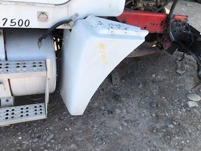 Freightliner FLD Fender Extension