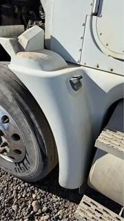 International 9200i Left Fender Extension