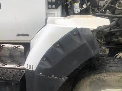 International HV513 Right Fender Extension