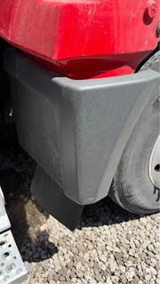 International LT625 Right Fender Extension