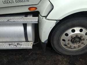 International ProStar Right Fender Extension