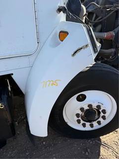 Kenworth T300 Right Fender Extension