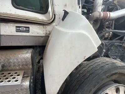 Kenworth T400 Fender Extension