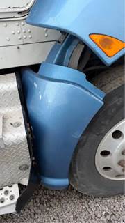 Kenworth T660 Right Fender Extension