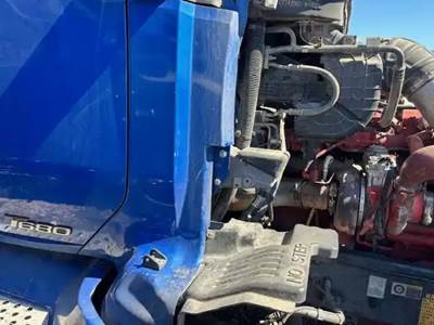 Kenworth T680 Right Fender Extension