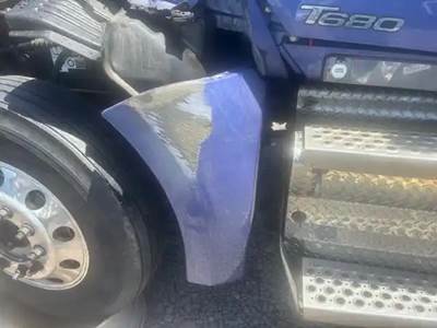 Kenworth T680 Left Fender Extension