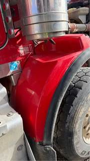 Kenworth T800 Right Fender Extension