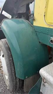 Kenworth T800 Left Fender Extension