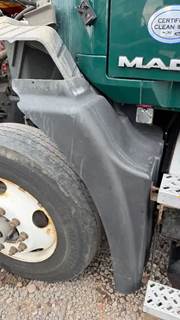 Mack Pinnacle CXU612 Left Fender Extension for a 2015 Mack CXU612