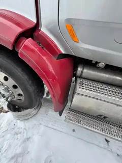 Peterbilt 579 Left Fender Extension