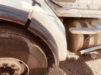 Sterling L7500 Left Fender Extension