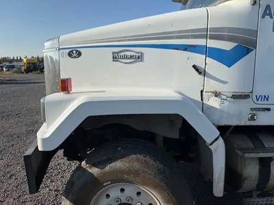 Volvo AUTOCAR ACL64 Left Fender Extension