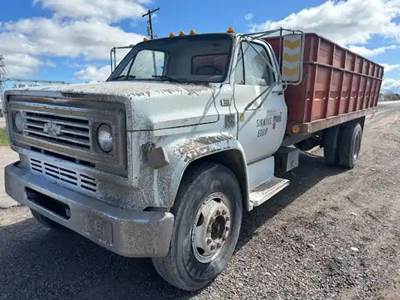 Chevrolet C70 Fender
