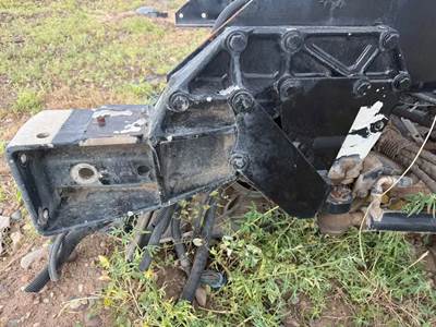 Peterbilt 320 Frame Horn