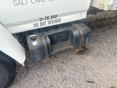 Ford F-800 Left Fuel Tank for a 1997 Ford F800