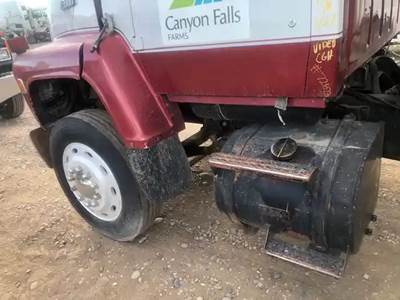 Ford LNT8000 Left Fuel Tank