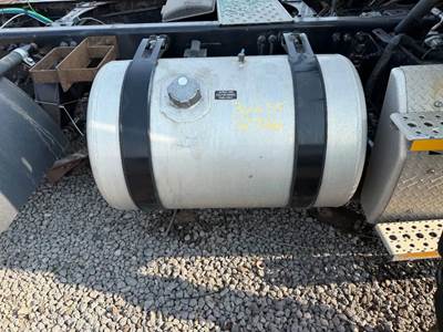 Freightliner Cascadia 116 Right Fuel Tank for a 2020 Freightliner Cascadia 116 Day Cab