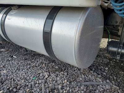 Freightliner Cascadia 125 Left Fuel Tank