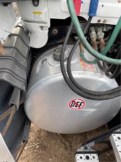 Freightliner Cascadia 125 Left Fuel Tank