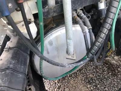 Freightliner Cascadia 125 Left Fuel Tank