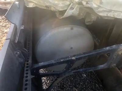 Freightliner Cascadia 125 Left Fuel Tank